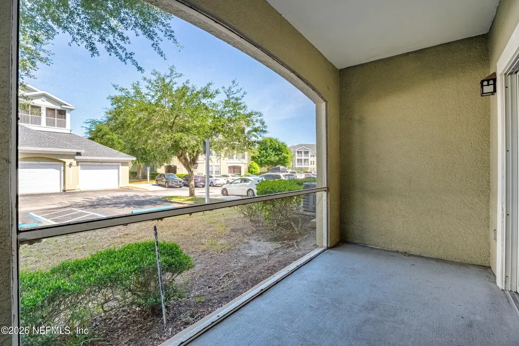8290 Gate Parkway W Jacksonville FL 32216