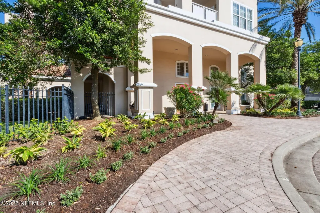 400 E Bay Street Jacksonville FL 32202