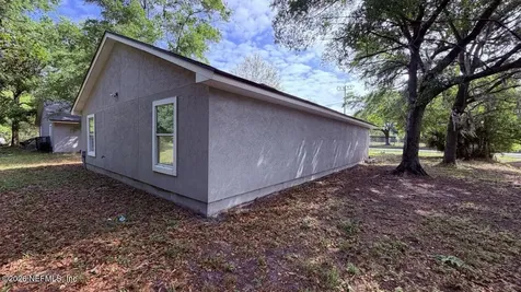 8678 Sibbald Road Jacksonville FL 32219