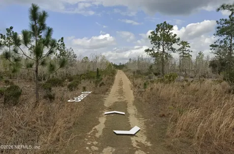 001 Salem Trail Interlachen FL 32148
