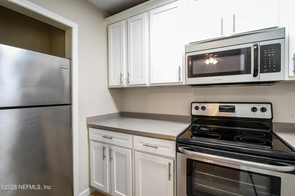2761 St Johns Avenue Jacksonville FL 32205