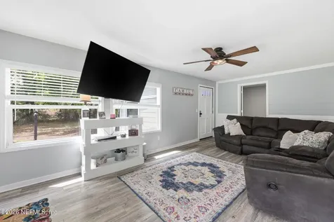 754 Mccargo Street S Jacksonville FL 32221