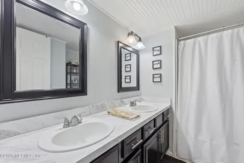 754 Mccargo Street S Jacksonville FL 32221