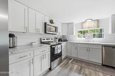 754 Mccargo Street S Jacksonville FL 32221
