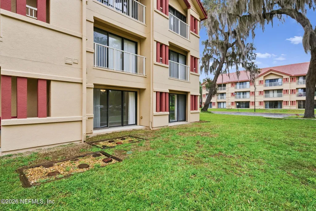 99 Broad River Place Welaka FL 32193