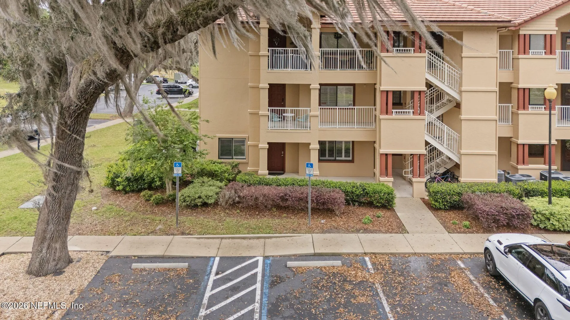 99 Broad River Place Welaka FL 32193