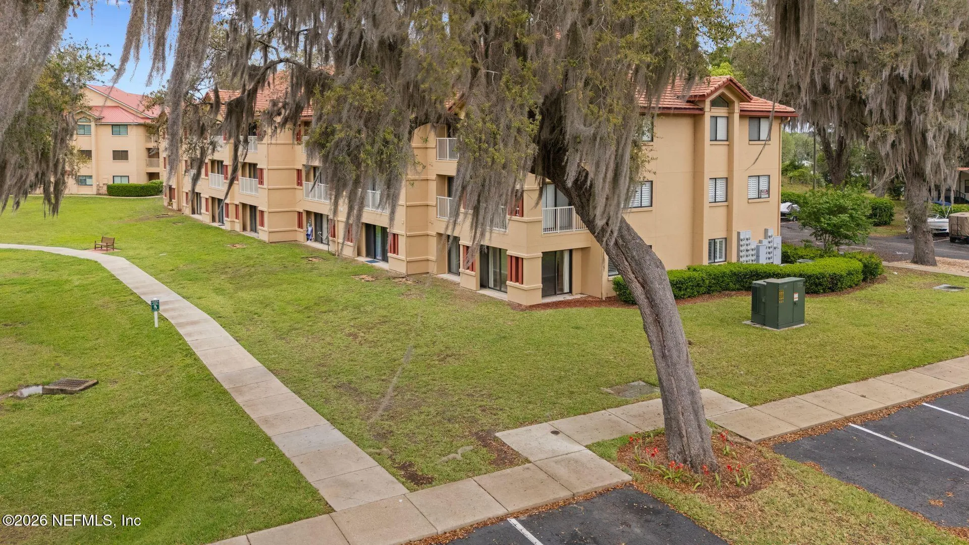 99 Broad River Place Welaka FL 32193