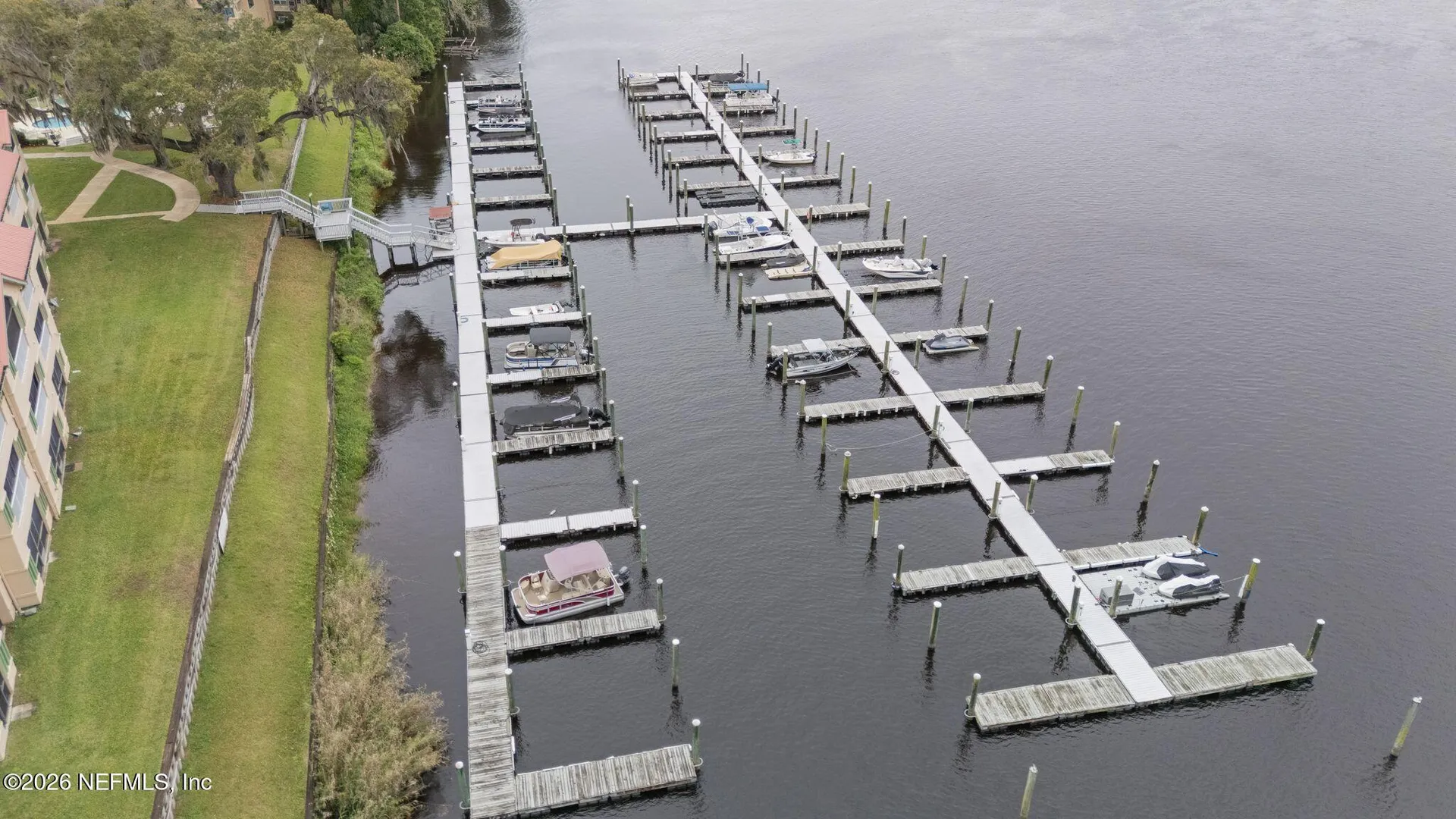 99 Broad River Place Welaka FL 32193