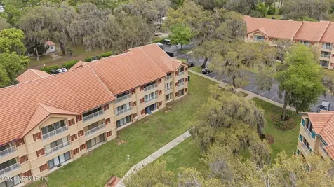 99 Broad River Place Welaka FL 32193