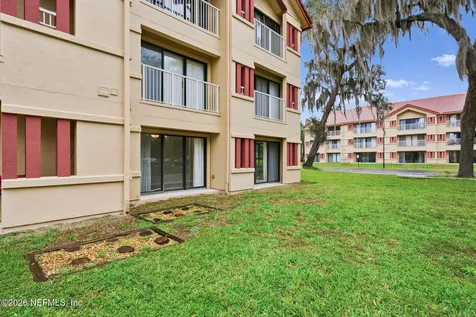 99 Broad River Place Welaka FL 32193