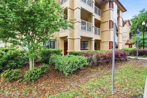 99 Broad River Place Welaka FL 32193