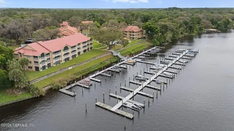 99 Broad River Place Welaka FL 32193
