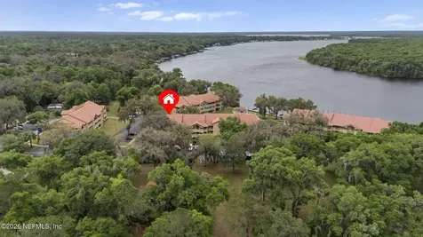 99 Broad River Place Welaka FL 32193