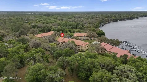 99 Broad River Place Welaka FL 32193