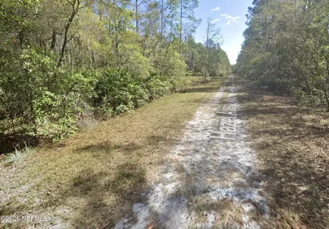 212 Hazel Avenue Georgetown FL 32139
