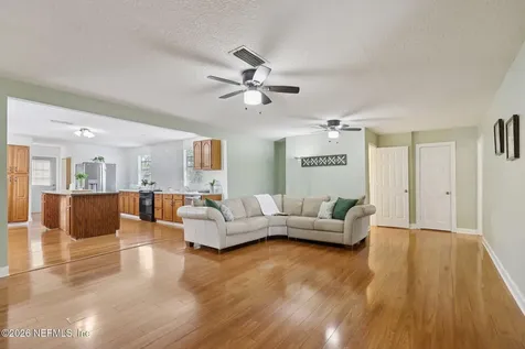 213 Jackson Avenue N Jacksonville FL 32220