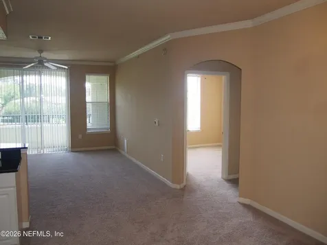 8539 Gate Parkway W Jacksonville FL 32216
