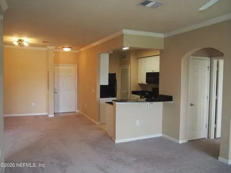 8539 Gate Parkway W Jacksonville FL 32216