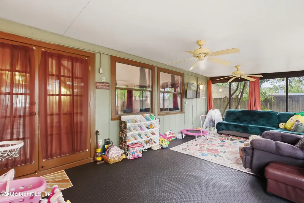 617 Thomas Mckeen Orange Park FL 32073