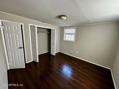 2514 Peach Drive Jacksonville FL 32246