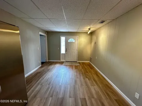 2514 Peach Drive Jacksonville FL 32246