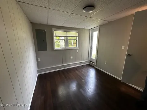 2514 Peach Drive Jacksonville FL 32246