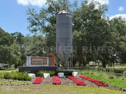 2717 White Cedar Lane Green Cove Springs FL 32043
