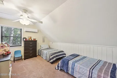 1265 Whispering Pines Road St. Johns FL 32259