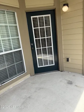 7800 Point Meadows Drive Jacksonville FL 32256