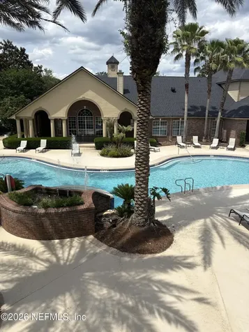 7800 Point Meadows Drive Jacksonville FL 32256