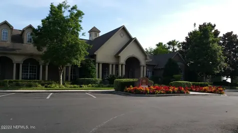 7800 Point Meadows Drive Jacksonville FL 32256