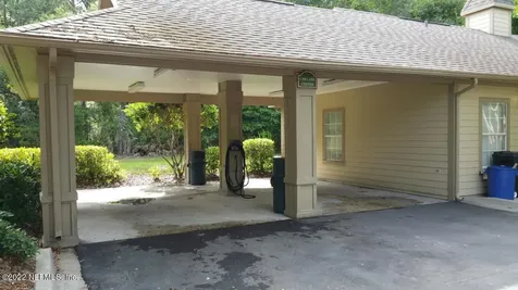 7800 Point Meadows Drive Jacksonville FL 32256