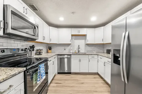 1433 Quinlan Road E Jacksonville FL 32225