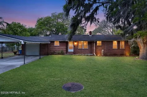 8206 Concord Boulevard W Jacksonville FL 32208