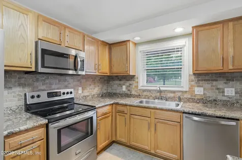 8206 Concord Boulevard W Jacksonville FL 32208