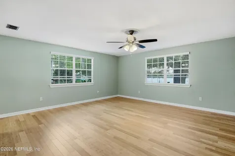 8206 Concord Boulevard W Jacksonville FL 32208