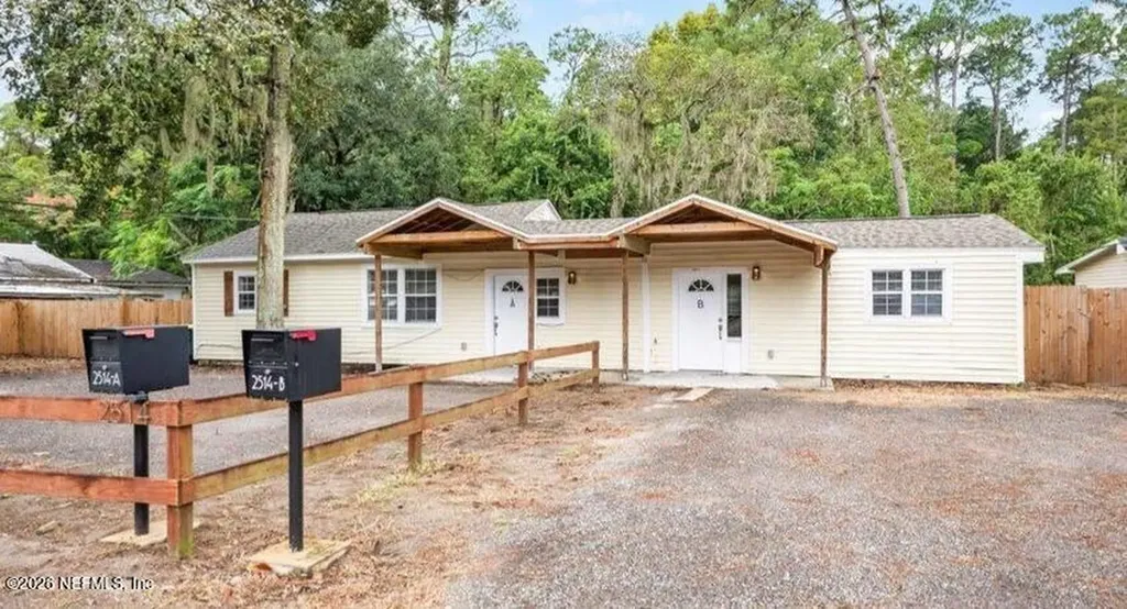 2514 Peach Drive Jacksonville FL 32246