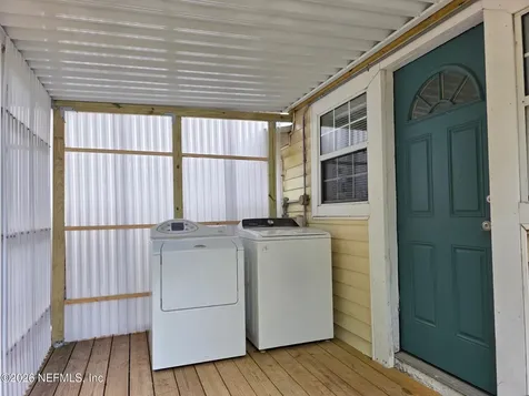 2514 Peach Drive Jacksonville FL 32246
