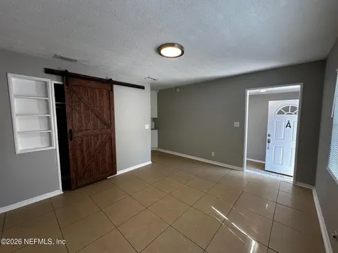 2514 Peach Drive Jacksonville FL 32246
