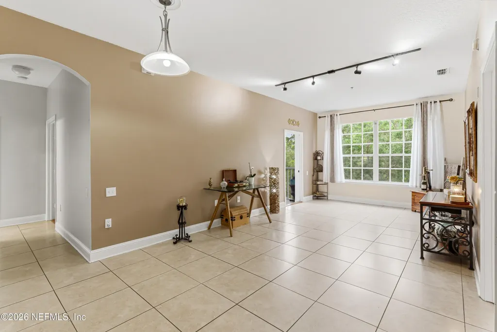 10550 Baymeadows Road Jacksonville FL 32256