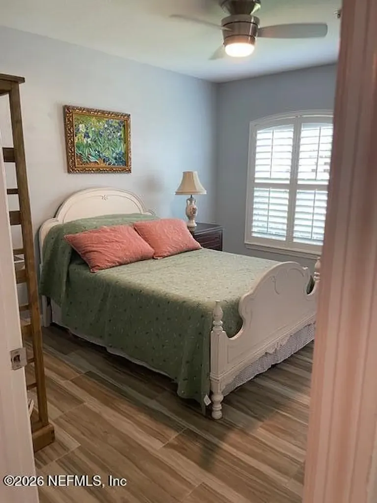 1655 The Greens Way Jacksonville Beach FL 32250