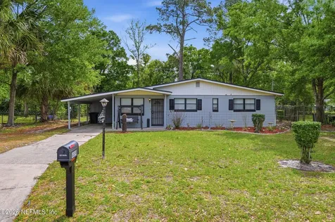4819 Daughtry Boulevard E Jacksonville FL 32210