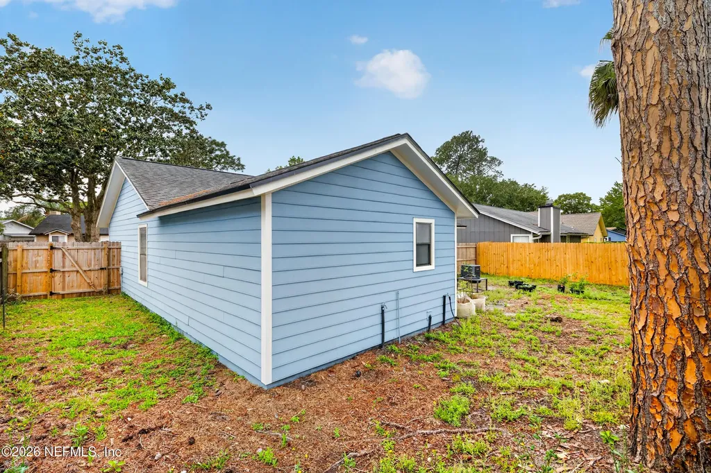 3651 Lumberjack Circle N Jacksonville FL 32223
