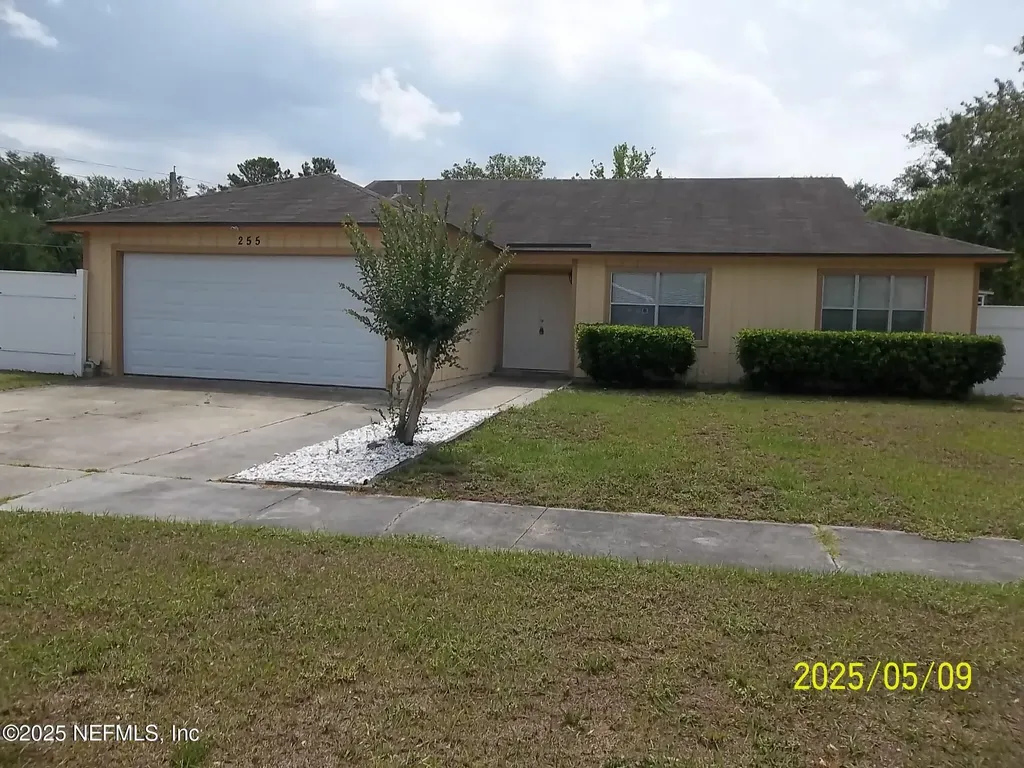 255 Leatherleaf Drive Jacksonville FL 32225