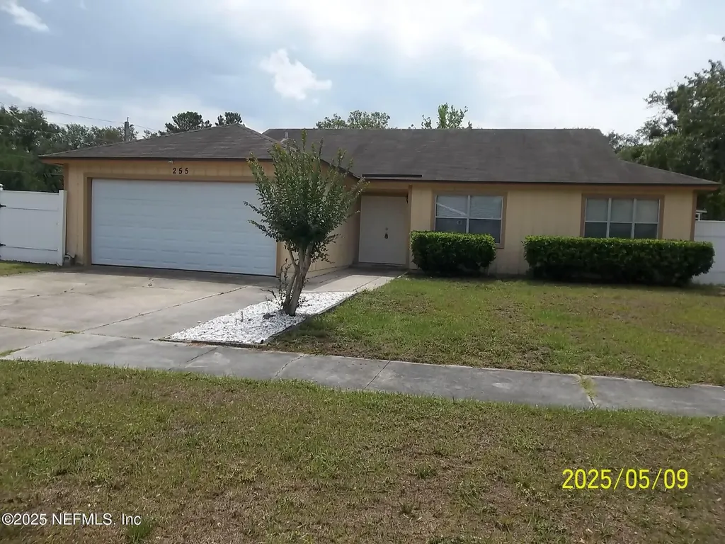 255 Leatherleaf Drive Jacksonville FL 32225