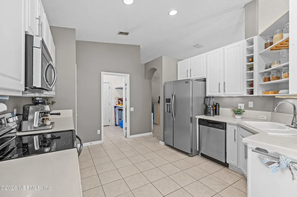 8660 Nathans Cove Court Jacksonville FL 32256