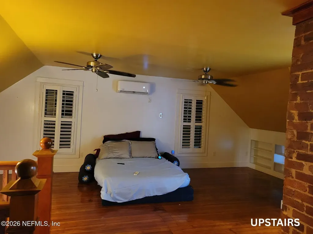 216 N Summit Street Crescent City FL 32112