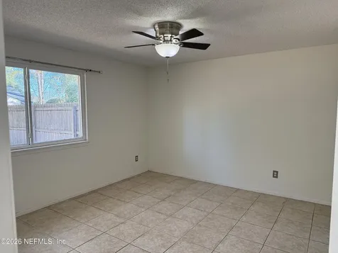 3389 Excalibur Way Jacksonville FL 32223