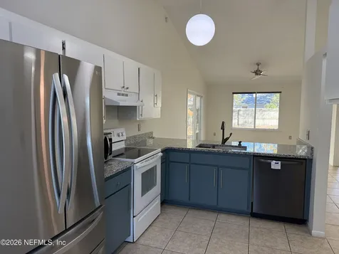 3389 Excalibur Way Jacksonville FL 32223