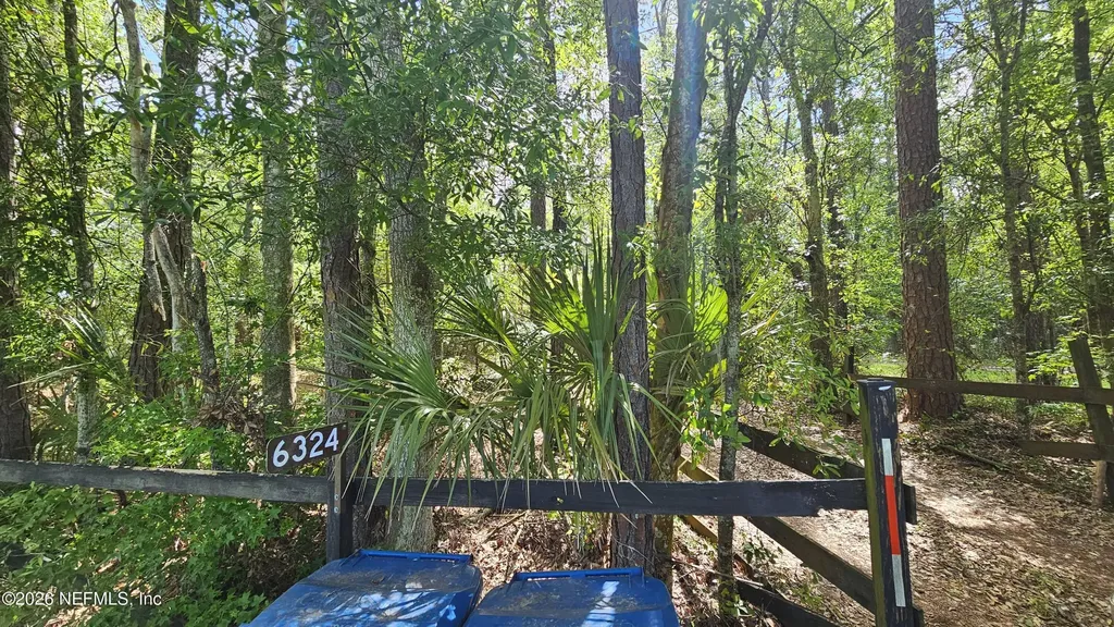6324 Lannie Road Jacksonville FL 32218